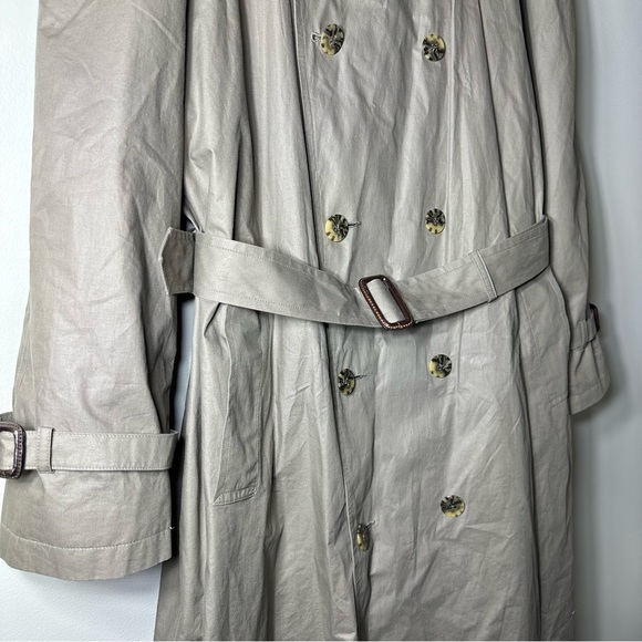 Stafford Executive Tan Trench Coat/Jacket with inner burgundy. Men’s size 42 Reg - Picture 3 of 16